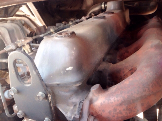 MITSUBISHI FUSO FN527 - 195 HP 6D16 TD-5088 สิบล้อดั๊มพ์ 2 เพลา กระบะดั๊มพ์เหล็ก 12 ตันสีสีนใหม่ๆอย่างสวย เครื่องเดิมเกียร์เดิม 10 SPEED แน่นแรงดีไม่มีเยิ้ม ภายในเก๋งคอนโซลสวยครบ พวงมาลัยเพาเวอร์ ระบบเบรคทริ๊ปฟี้ครบครัน ช่วงล่างคัชซีสวยไม่แตกไม่บวม เอกสาร