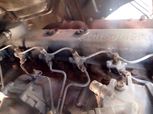 MITSUBISHI FUSO FN527 - 195 HP 6D16 TD-5088 สิบล้อดั๊มพ์ 2 เพลา กระบะดั๊มพ์เหล็ก 12 ตันสีสีนใหม่ๆอย่างสวย เครื่องเดิมเกียร์เดิม 10 SPEED แน่นแรงดีไม่มีเยิ้ม ภายในเก๋งคอนโซลสวยครบ พวงมาลัยเพาเวอร์ ระบบเบรคทริ๊ปฟี้ครบครัน ช่วงล่างคัชซีสวยไม่แตกไม่บวม เอกสาร