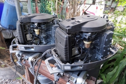 เครื่องเรือ YAMAHA 30 แรง 3 สูบ  นำเข้าจากญี่ปุ่น เครื่องติดได้ แต่น้ำไม่ออก ครับ  ต้องเปลี่ยนยางปั๊มน้ำ มี 2 เครื่อง เครื่องละ 27500 ราคาต่อรองได้