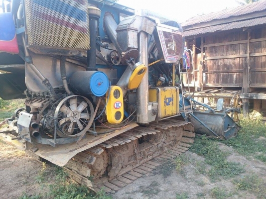 ขายรถเกี่ยวข้าว เจ้าช้างไวไฟ