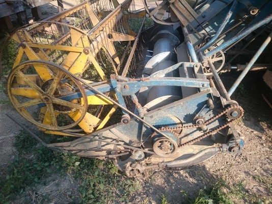 ขายรถเกี่ยวข้าว เจ้าช้างไวไฟ