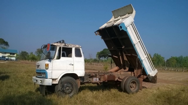 ขาย 6 ล้อดั้ม ยาง 900 HINO KL300 เครื่อง EH100 150 แรงม้า เฟืองท้ายจัมโบ้ พวงมาลัยพาวเวอร์ ยางเต็มทั้ง 6 เส้น ดั้มสวย ทะเบียนพร้อมโอน ราคาต่อรองได้ครับ