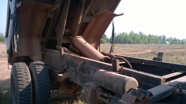 ขาย 6 ล้อดั้ม ยาง 900 HINO KL300 เครื่อง EH100 150 แรงม้า เฟืองท้ายจัมโบ้ พวงมาลัยพาวเวอร์ ยางเต็มทั้ง 6 เส้น ดั้มสวย ทะเบียนพร้อมโอน ราคาต่อรองได้ครับ