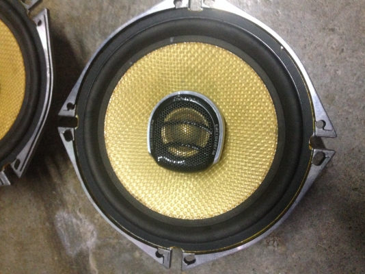 Pioneer Carrozzeria รุ่น TS-J17A