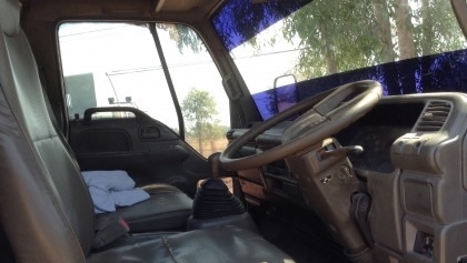 ISUZU NRR 210 HP 6HH1 หกล้อดั๊มพ์ กระบะดั๊มพ์เหล็ก 6 ตันความยาว 3.60 เมตรสภาพสวยพร้อมใช้งานได้เลยครับ ภายในเก๋งคอนโซลสวยครบ แอร์ พวงมาลัยเพาเวอร์ ระบบเบรคทริ๊ปฟี้ครบครัน ช่วงล่างคัชซีสวยเดิมๆ ยาง 8.25 ขอบ 16 สภาพดี 70\% เอกสารทะเบียนชุดโอนครบพร้อม ราคาต่อร ISUZU NRR 210 HP 6HH1 หกล้อดั๊มพ์ กระบะดั๊มพ์เหล็ก 6 ตันความยาว 3.60 เมตรสภาพสวยพร้อมใช้งานได้เลยครับ ภายในเก๋งคอนโซลสวยครบ แอร์ พวงมาลัยเพาเวอร์ ระบบเบรคทริ๊ปฟี้ครบครัน ช่วงล่างคัชซีสวยเดิมๆ ยาง 8.25 ขอบ 16 สภาพดี 70\% เอกสารทะเบียนชุดโอนครบพร้อม ราคาต่อร