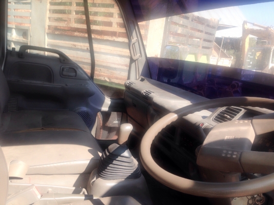 ISUZU NRR 210 HP 6HH1 หกล้อดั๊มพ์ กระบะดั๊มพ์เหล็ก 6 ตันความยาว 3.60 เมตรสภาพสวยพร้อมใช้งานได้เลยครับ ภายในเก๋งคอนโซลสวยครบ แอร์ พวงมาลัยเพาเวอร์ ระบบเบรคทริ๊ปฟี้ครบครัน ช่วงล่างคัชซีสวยเดิมๆ ยาง 8.25 ขอบ 16 สภาพดี 70\% เอกสารทะเบียนชุดโอนครบพร้อม ราคาต่อร ISUZU NRR 210 HP 6HH1 หกล้อดั๊มพ์ กระบะดั๊มพ์เหล็ก 6 ตันความยาว 3.60 เมตรสภาพสวยพร้อมใช้งานได้เลยครับ ภายในเก๋งคอนโซลสวยครบ แอร์ พวงมาลัยเพาเวอร์ ระบบเบรคทริ๊ปฟี้ครบครัน ช่วงล่างคัชซีสวยเดิมๆ ยาง 8.25 ขอบ 16 สภาพดี 70\% เอกสารทะเบียนชุดโอนครบพร้อม ราคาต่อร