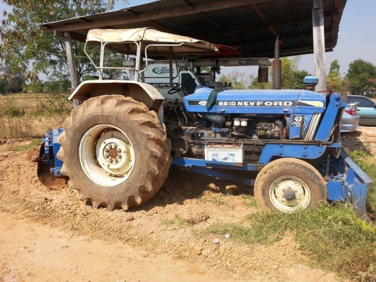 ขายรถไถFORD เครื่องT5 อุปกรณ์ดันหน้า ผานหลัง ช่วงล่างแน่น ทำงานคล่อง สภาพพร้อมใช้งาน สนใจโทร 090-8588220คุณนะ ID:narong498 หรือ www.truck.in.th/498 หรือfb:ณรงค์ ซื้อขายรถมือสอง(เว็บไซต์ส่วนตัว)