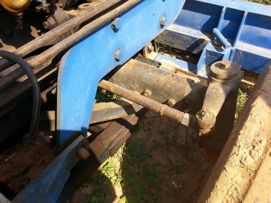 ขายรถไถFORD เครื่องT5 อุปกรณ์ดันหน้า ผานหลัง ช่วงล่างแน่น ทำงานคล่อง สภาพพร้อมใช้งาน สนใจโทร 090-8588220คุณนะ ID:narong498 หรือ www.truck.in.th/498 หรือfb:ณรงค์ ซื้อขายรถมือสอง(เว็บไซต์ส่วนตัว)