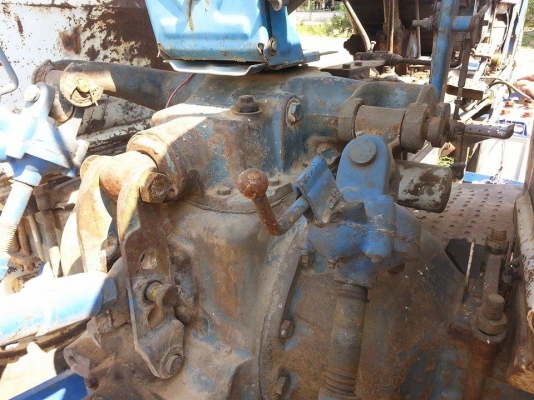 ขายรถไถFORD เครื่องT5 อุปกรณ์ดันหน้า ผานหลัง ช่วงล่างแน่น ทำงานคล่อง สภาพพร้อมใช้งาน สนใจโทร 090-8588220คุณนะ ID:narong498 หรือ www.truck.in.th/498 หรือfb:ณรงค์ ซื้อขายรถมือสอง(เว็บไซต์ส่วนตัว)