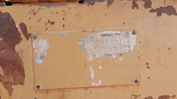 ขายรถแทร็กเตอร์ตีนตะขาบKOMATSU D50P-15 เครื่องดี ทำงานดี  ทำงานคล่อง สภาพพร้อมทำงาน สนใจโทร 090-8588220คุณนะ ID:narong498 หรือwww.truck.in.th/498 หรือfb:ณรงค์ ซื้อขายรถมือสอง(เว็บไซต์ส่วนตัว)