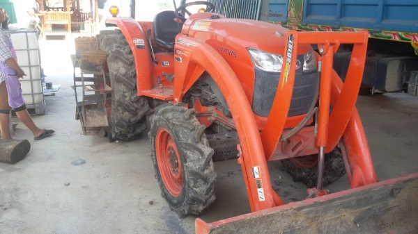 ขายรถไถคูโบต้า รุ่น L47085P สภาพเดิม เลขไมล์น้อย รถ 8 เดือน ใช้งาน 20 วัน เจ้าของขายเอง ราคา 600,000.00 บาท ติดต่อ ปิ่น 081-9176906
