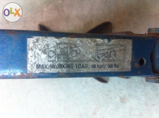 แม่แลงติดรถญี่ปุ่น 600KG แม่แลงติดรถญี่ปุ่น 600KG