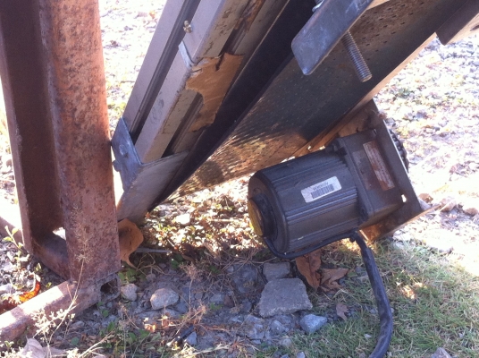 ชุดสายพานลำเลียง ขนาดหน้ากว้าง 6 นิ้ว ยาว 1ม. ขับด้วยมอเตอร์เกียร์ทด PANASONIC (มี 6 ชุด)