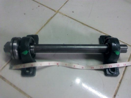 (งานทำตามสั่ง) เพลาแกนเลื่อยวงเดือนเอาไปยึดกับโต๋ะตัดไม้ เพื่อตัดไม้ พลาสติก อื่นๆ