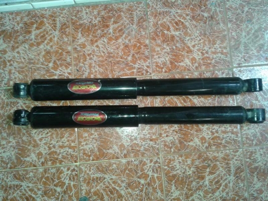 ขายโช๊ค monrowe หลัง ใส่รถกระบะ รถตู้ สภาพดีมาก ราคาไม่แพงขอขาย 500 บาทครับ