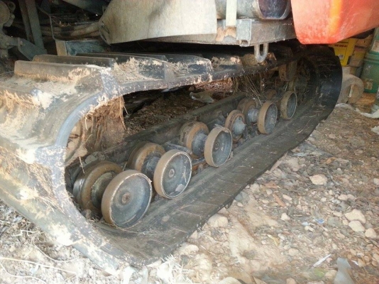 ขายรถเกี่ยวข้าวพร้อมเทรลเลอร์KUBOTA DC70G ระบบอุ้ม เครื่องดี ทำงานขยัน เกี่ยวเร็ว สภาพพร้อมใช้งาน สนใจโทร 090-8588220คุณนะ ID:narong498 หรือwww.truck.in.th/498 หรือfb:ณรงค์ ซื้อขายรถมือสอง(เว็บไซต์ส่วนตัว