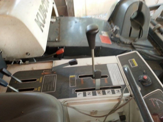 ขายรถเกี่ยวข้าวพร้อมเทรลเลอร์KUBOTA DC70G ระบบอุ้ม เครื่องดี ทำงานขยัน เกี่ยวเร็ว สภาพพร้อมใช้งาน สนใจโทร 090-8588220คุณนะ ID:narong498 หรือwww.truck.in.th/498 หรือfb:ณรงค์ ซื้อขายรถมือสอง(เว็บไซต์ส่วนตัว