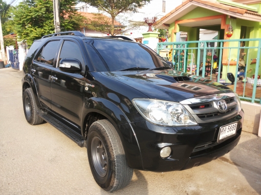 ขาย toyota fortuner 3.0 v top auto 4wd ขาย toyota fortuner 3.0 v top auto 4wd