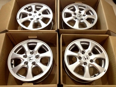 ล้อแม็กซ์ New CIVIC 15นิ้ว 5รู114 ถอดจากป้ายแดงไม่มีรอย ตจว ส่งได้ครับ ล้อแม็กซ์ New CIVIC 15นิ้ว 5รู114 ถอดจากป้ายแดงไม่มีรอย ตจว ส่งได้ครับ