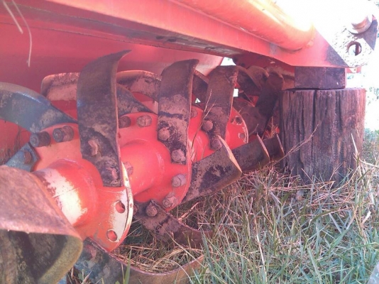 **ตัวละ38,000 บ.ต่อรอง**ขาย จอบหมุน/โรตารี่ ตราช้าง รุ่นRX182F สำหรับรถไถ KUBOTA 45,47 แรง สภาพดี ใช้งานน้อย ประมาณ 2xx ชั่วโมง ขนาด 1.80ม. ใบครบ ใบเต็มดี บอดี้เดิม สีสันยังสวย ไม่ผุ มีให้เลือก 2 ตัว รุ่นเดียวกัน ใช้งานพอกัน พร้อมใช้ พร้อมลุยงาน ราคาต่อรอ **ตัวละ38,000 บ.ต่อรอง**ขาย จอบหมุน/โรตารี่ ตราช้าง รุ่นRX182F สำหรับรถไถ KUBOTA 45,47 แรง สภาพดี ใช้งานน้อย ประมาณ 2xx ชั่วโมง ขนาด 1.80ม. ใบครบ ใบเต็มดี บอดี้เดิม สีสันยังสวย ไม่ผุ มีให้เลือก 2 ตัว รุ่นเดียวกัน ใช้งานพอกัน พร้อมใช้ พร้อมลุยงาน ราคาต่อรอ