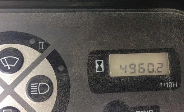 รถขุด SH200-5 # 200A5-**** 5019 ชม. ปี 2010 สนใจติดต่อ 098-858-5524 สามภพ ครับ