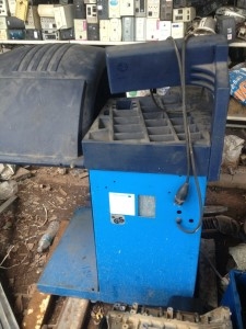 เครื่องถ่วงล้อเยอรมัน