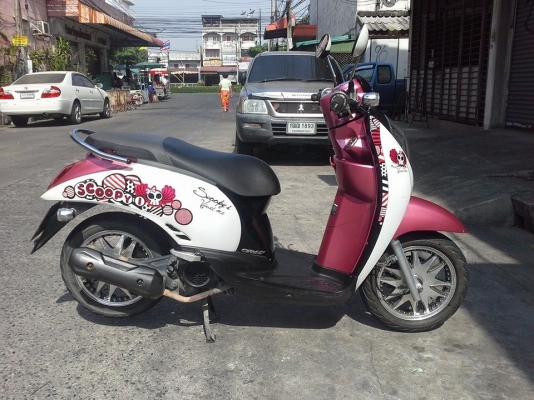 Scoopy i ปี 2011 สวย ล้อแม็ค เครื่องเดิมๆ ภาษี พรบ.ยังไม่หมด เอกสารจำนำครบ