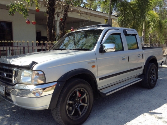 ฟอร์ดเรนเจอ 4 ประตู โฟวิล 4x4 แต่งเต็ม มือเดียวป้ายแดง ราคา 228000 บาท ฟอร์ดเรนเจอ 4 ประตู โฟวิล 4x4 แต่งเต็ม มือเดียวป้ายแดง ราคา 228000 บาท