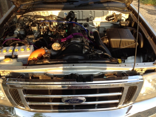 ฟอร์ดเรนเจอ 4 ประตู โฟวิล 4x4 แต่งเต็ม มือเดียวป้ายแดง ราคา 228000 บาท ฟอร์ดเรนเจอ 4 ประตู โฟวิล 4x4 แต่งเต็ม มือเดียวป้ายแดง ราคา 228000 บาท