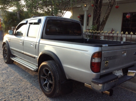 ฟอร์ดเรนเจอ 4 ประตู โฟวิล 4x4 แต่งเต็ม มือเดียวป้ายแดง ราคา 228000 บาท ฟอร์ดเรนเจอ 4 ประตู โฟวิล 4x4 แต่งเต็ม มือเดียวป้ายแดง ราคา 228000 บาท