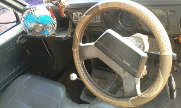 MAZDA 1.4 FAMILIA รถสวยครับ พร้อมใช้ MAZDA 1.4 FAMILIA รถสวยครับ พร้อมใช้