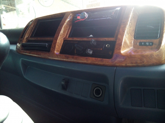 6 ล้อใหญ่  *Euro.2*  HINO  MEGA  FG1J 220 แรงม้า *ยาว 7.20 ม.* รถสวยเดิม+สวยตามสภาพ * รถห้างแท้ * มีเล่มพร้อม *