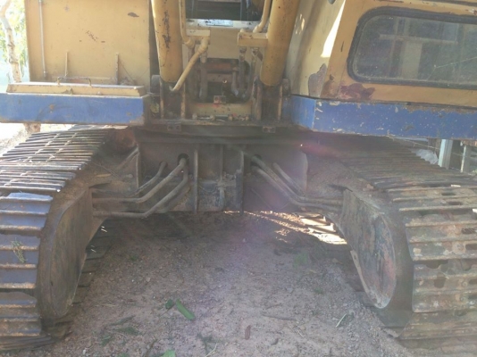 **385,000 บ.ต่อรอง**ขายแบคโฮ KOMATSU PC120-2 ปั้มเดิม เครื่อง ISUZU 6BD1-6สูบ เครื่อง ดี แน่น ปั้มดี แรงดี ทำงานดี เร็วดี คล่องตัว บูมอาร์มใหญ่ สวยไม่ปะไม่ดาม บุ้งกี๋หนา ใหญ่ เอวใหญ่ แน่นดี ไม่แตกไม่ร้าว ช่วงล่าง70-80\% โซ่ดี แทร็กหนา โรลเลอร์ดี สป็อคเก็ตด