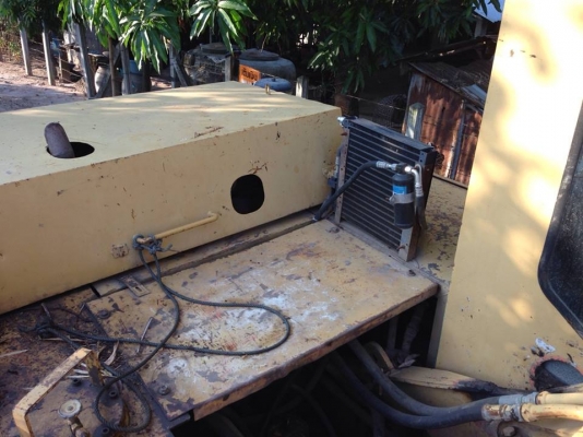 **385,000 บ.ต่อรอง**ขายแบคโฮ KOMATSU PC120-2 ปั้มเดิม เครื่อง ISUZU 6BD1-6สูบ เครื่อง ดี แน่น ปั้มดี แรงดี ทำงานดี เร็วดี คล่องตัว บูมอาร์มใหญ่ สวยไม่ปะไม่ดาม บุ้งกี๋หนา ใหญ่ เอวใหญ่ แน่นดี ไม่แตกไม่ร้าว ช่วงล่าง70-80\% โซ่ดี แทร็กหนา โรลเลอร์ดี สป็อคเก็ตด