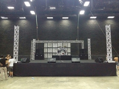 ขายและให้เช่า เวทีสำเร็จรูป อลูมิเนียม สนใจติดต่อ 0902787096 ขายและให้เช่า เวทีสำเร็จรูป อลูมิเนียม สนใจติดต่อ 0902787096