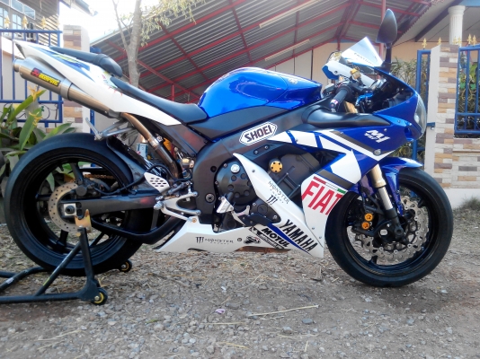 ขายR1ปี2004อินวอยเสียสรรพสามิตแล้ว เครื่องดี สีสวย ศูนย์ตรง ของแต่งเยอะ