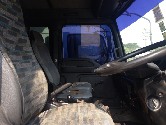 ขาย 6 ล้อตู้  ISUZU DECA   ตู้ยาว 7.20 เมตร