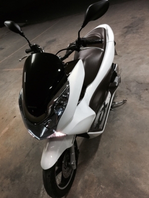 ขายรถมอเตอร์ไซค์ Honda PCX-125 ป้ายแดง