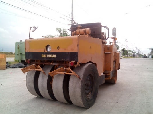 D4E-52X # 1210UP สินค้าอยู่ญี่ปุ่น ต้องสั่งนำเข้า (เพิ่มรูป)