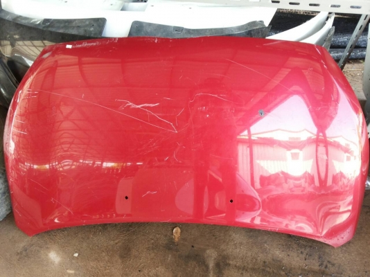 ฝาหน้า Ford ของแท้มือสองงานเคาะซ่อม