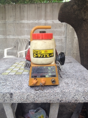 เครื่องพ่นยา robin