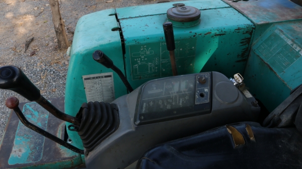 รถขุด Komatsu PC25-1 เก่าไทย