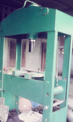 ขายแท่นอัด 30  ตัน