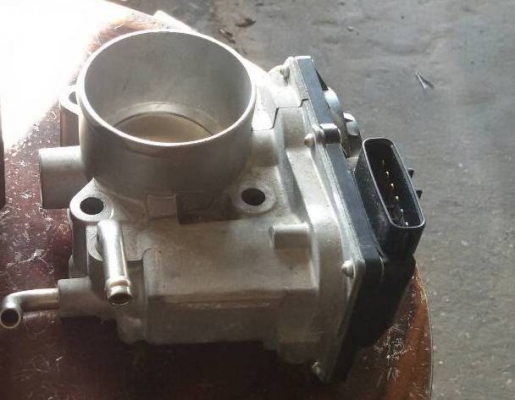 ลิ้นเร่ง วีออส ของแท้มือสอง