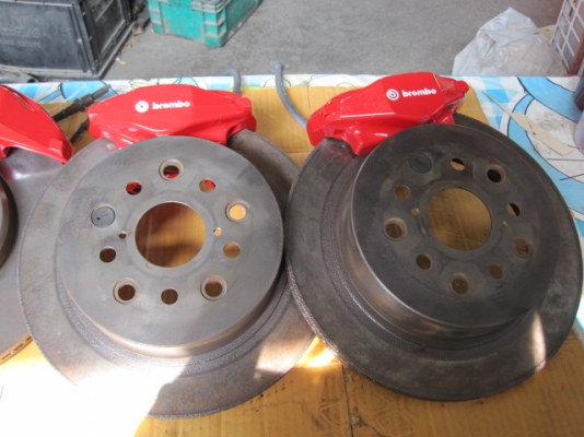 เบรคซิ่ง 3UZ 4port หน้า หลัง พร้อมจานเบรค