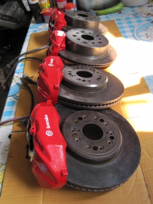 เบรคซิ่ง 3UZ 4port หน้า หลัง พร้อมจานเบรค