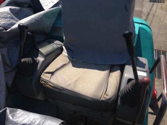 HCR9-DS-513460UP 5000ชั่วโมง สินค้าต้องสั้งจำเข้า HCR9-DS-513460UP 5000ชั่วโมง สินค้าต้องสั้งจำเข้า