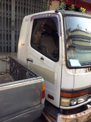 ขายหัว รถบรรทุก มิตชุบิชิ FUSO หัวกว้าง