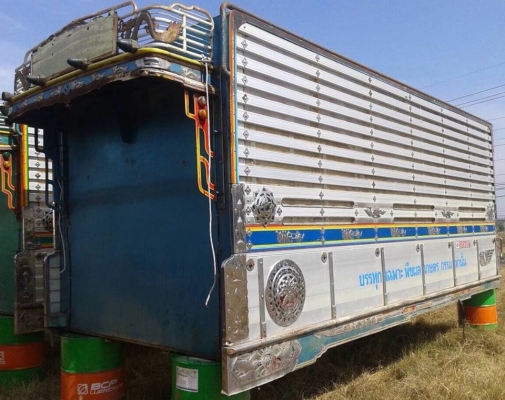 **250,000 บ.ต่อรอง**ขายกระบะมิเนียมเกษตร ล่อง/ไม่ดั้ม สำหรับรถบรรทุก10ล้อ ยกลงจาก 10ล้อHINO FL1J กระบะเนียมเกษตร อู่ สหกิจ ความกว้างคัสซี 85 เซนติเมตร ความยาว 6.0ม. กว้าง2.40ม. สูง2.30ม. สภาพดี ไม่ช้ำ พื้นดี ข้างยังสวย ไม่ผุ ทรงสวย สีสันดี มีทั้งหมด 4ลูก