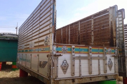 **250,000 บ.ต่อรอง**ขายกระบะมิเนียมเกษตร ล่อง/ไม่ดั้ม สำหรับรถบรรทุก10ล้อ ยกลงจาก 10ล้อHINO FL1J กระบะเนียมเกษตร อู่ สหกิจ ความกว้างคัสซี 85 เซนติเมตร ความยาว 6.0ม. กว้าง2.40ม. สูง2.30ม. สภาพดี ไม่ช้ำ พื้นดี ข้างยังสวย ไม่ผุ ทรงสวย สีสันดี มีทั้งหมด 4ลูก